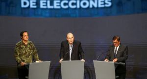 Rafael López Aliaga: “El Estado tiene que reducirse a seis ministerios como máximo”