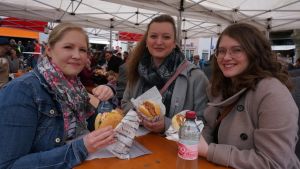 Bummeln und genießen: Das ist geboten beim verkaufsoffenen Sonntag am 29. März in Tiengen