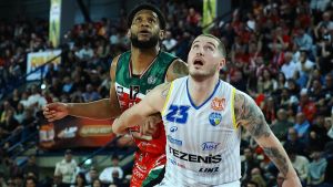 Rimini-Verona, la rivincita. Brindisi in trasferta a Cento