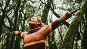 All the Incredible Ways Nature Changes Your Brain, According to 108 Neuroscience Studies