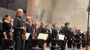 Frühlingsauftakt mit Schwung: Sinfonieorchester begeistert unter Reichel Silva