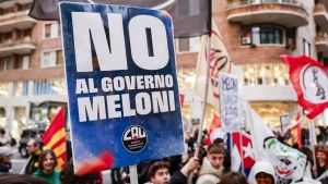 Meloni è battibile, ma numeri alla mano il campo largo non basta