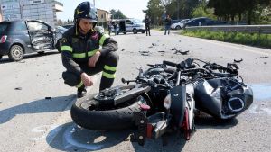 Tragedia in moto: muore a 20 anni in un terribile incidente