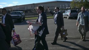 Pentagon gooit media uit ministerie, Hegseth opnieuw op ramkoers