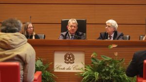 Spifferava i controlli in arrivo a una discoteca: condannato ex carabiniere. Dovrà versare 16.710 euro