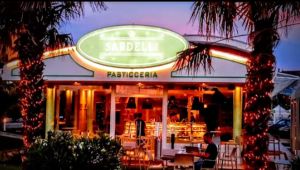 Livorno, rubano il fondo cassa del bar-pasticceria Sardelli della Leccia