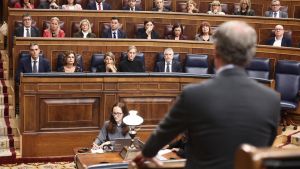 En directo | Sánchez cifra el coste de la guerra para España en 5.000 millones diarios y acusa a Feijóo: “Callar ante la guerra es complicidad”