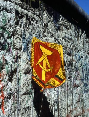 Leben in halb Ost, halb West: Eine Ostdeutsche zieht Bilanz nach 70 Jahren