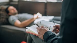 Diskreditacija jedne psihoterapeutkinje