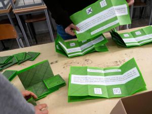 Le urne sono chiuse ma la questione resta aperta