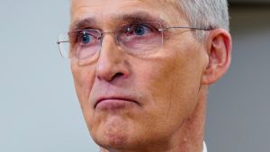 Lenge siden Stoltenberg sto ved pumpa og så pengene rase ut