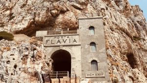 Dal carbone all'oro. Una storia di cammini in Sardegna