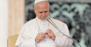Il Papa tende una mano ai tradizionalisti