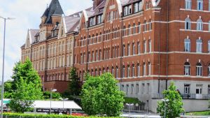 Aesculap aus Tuttlingen steigert Umsatz und schafft neue Jobs im Land