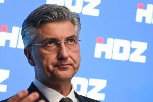 Ivica Ivanišević: Dok cijela Europa tek otkriva krizu uzrokovanu ratom, naš nenadmašni premijer već ju je riješio