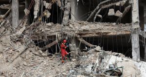 “In Iran la dittatura sta gestendo il collasso”. Parla Sabti, ex intelligence israeliana