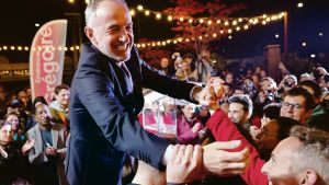 Fransa’da yerel seçimler 2027 hesaplarını karıştırdı