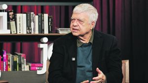 Bilgi olmadan umudu korumak imkansız karanlığa gömülürsün