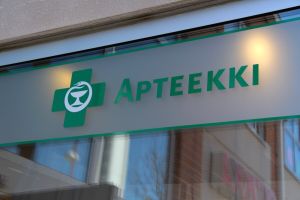 Lukijan mielipide: Hallituksen säästötoimet uhkaavat lähiapteekkeja