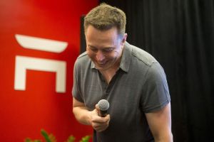 SpaceX IPO Could Make Elon Musk First Trillionaire, Cementing Richest Status