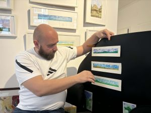 Aleksandrova galerija u Banjaluci: Mjesto spajanja umjetnosti i ugostiteljstva sa jedinstvenim konceptom (FOTO, VIDEO)