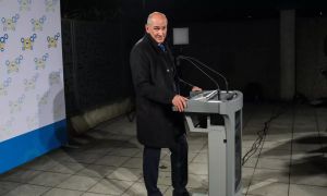 Meja med pravico in zlorabo volitev