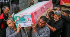 Letter: Courage needed to halt war