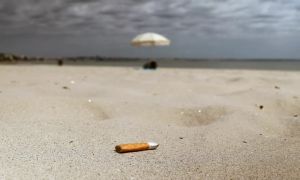 Rim uvaja prepoved kajenja na plažah