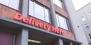 'Prosus overweegt verkoop belang in Delivery Hero'