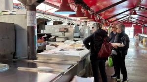 Pesce più caro a Chioggia: aumentano i prezzi di moleche, sogliole e seppie