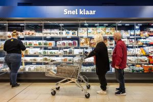 Gratis geld bestaat niet, maar wie betaalt de prijs?