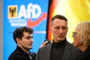 AfD-Bürgerdialog in Charlottenburg: Gibt es Rassismus gegen Weiße?