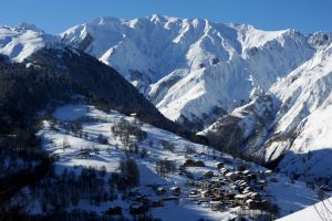 12-year-old Israeli girl killed, others injured in bus accident at French ski resort