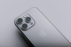 iPhone 18 Pro Rumors Heat Up: Bigger Battery, Variable Aperture Camera and A20 Chip Expected