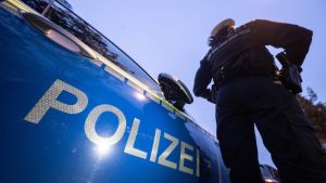 Nach brutalem Überfall droht vier jungen Männern und zwei Frauen lange Haft