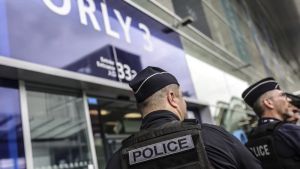 Policija sprečila bombaški napad ispred zgrade Bank of America u Parizu