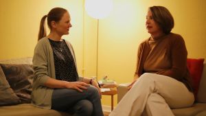 Therapeutinnen warnen: Honorarkürzung verschärft Notstand für psychisch erkrankte Menschen