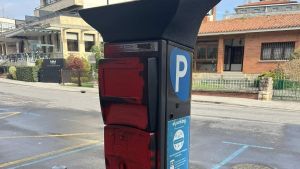 Vandalizan parquímetros en Llanes en protesta por la aplicación de la zona azul 
