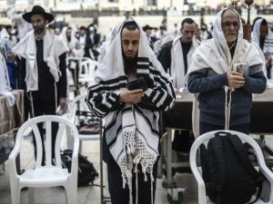 KINSELLA: Holiest time of year is dark and dangerous for Jews