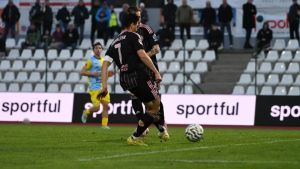 Calcio serie C. Dolomiti beffata nel recupero dall’Arzignano davanti a 1000 spettatori