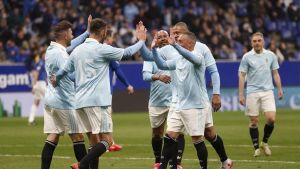 Cazorla vence a Esteban: así fue el partido del centenario del Real Oviedo