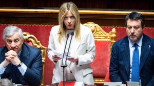 Meloni e la cena del rilancio con i vice: “Ora ingranare le marce alte”. Ma il voto anticipato non è un tabù