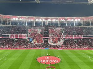 Tarihe altın harfler ile TÜRKİYE yazdırmaya geliyoruz