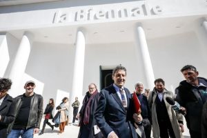 „Kunst lebt von Offenheit“: Boykottstreit erschüttert Biennale