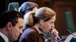 Schouten: chemiesector onder druk, gebrek aan urgentie kabinet