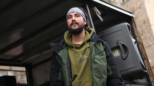 Bjelić za Danas: Tukli su me nogama po glavi i razbili telefon