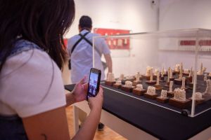 Roberto Ruiz: miniaturista de lo inmenso