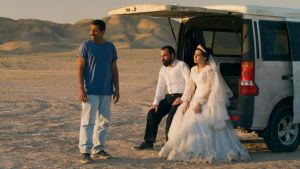 Politika mı, vicdan mı?