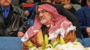 Pizzaballa, il cardinale con la kefiah: “Un’altra ferita inflitta dalla guerra” /