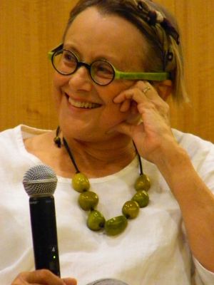 (VIDEO) Tony Award-Nominated Actress Mary Beth Hurt Dies at 79